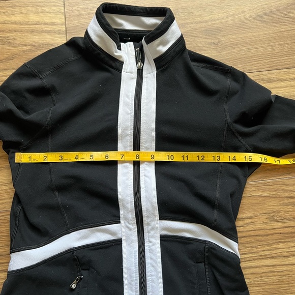 Vintage Lululemon Yoga Black and White Jacket - Picture 2 of 5